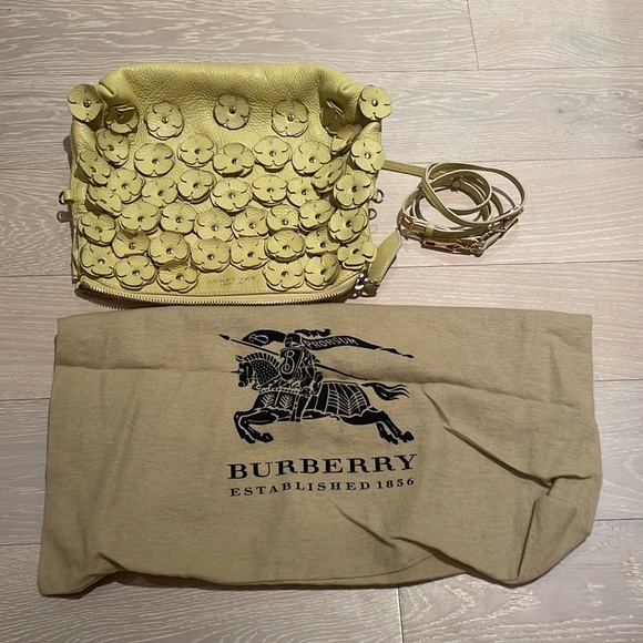Burberry The Petal With Flowers Clutch, Yellow, - Picture 6 of 11